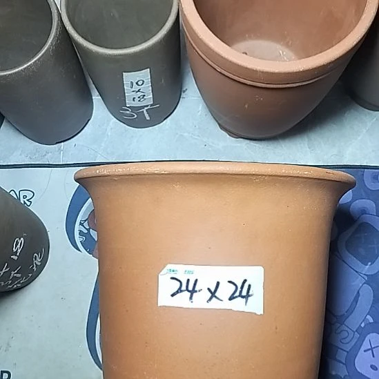 红泥特大金钟两个