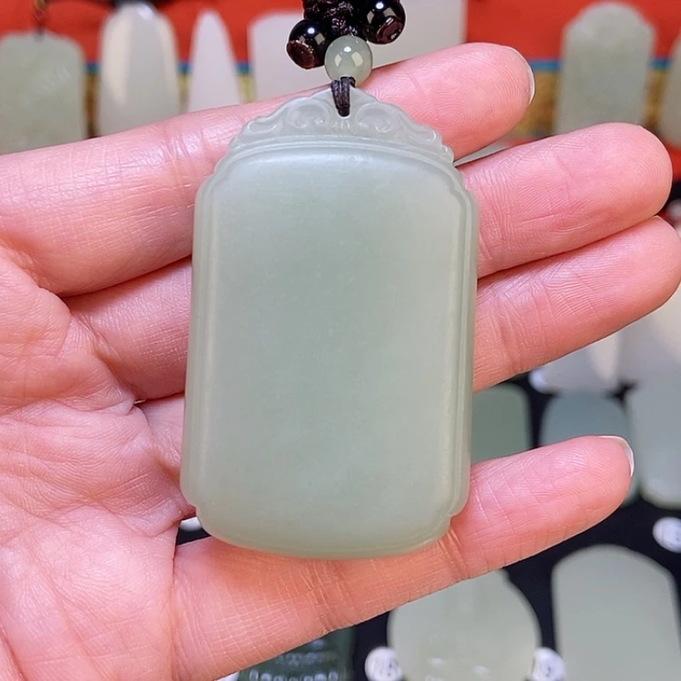 【闪购商品】颈饰未镶嵌和田玉