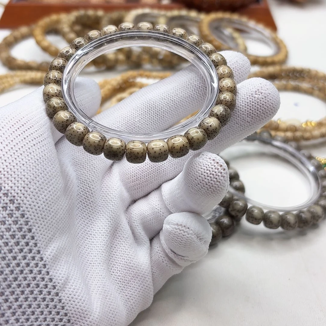 星月菩提吊坠2钻石糯冰大眼睛8左右单圈