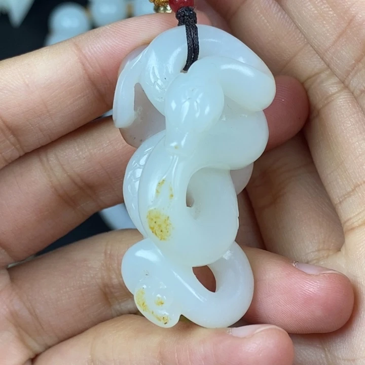 未镶嵌和田玉挂件明*