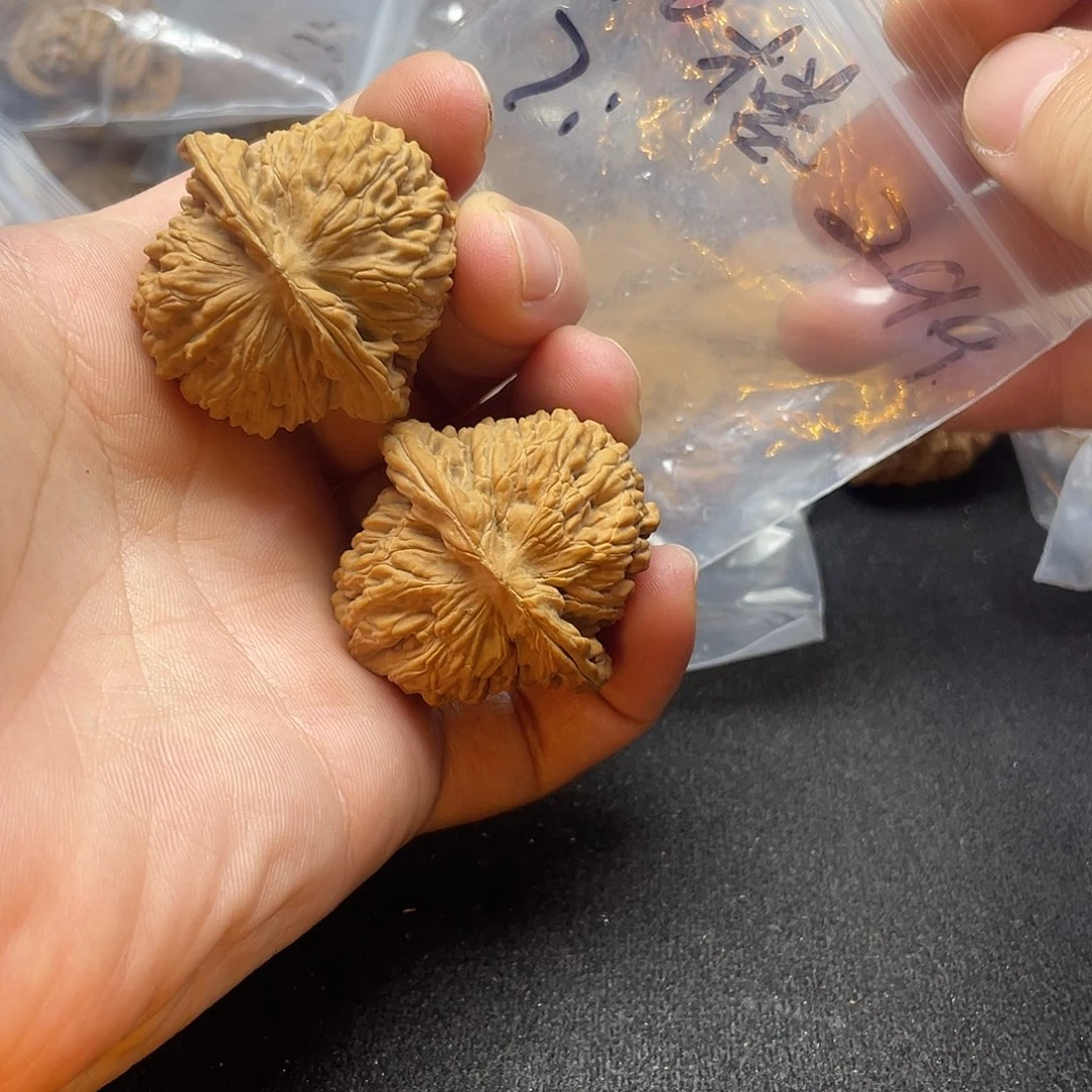 7***i把件文玩核桃四座楼