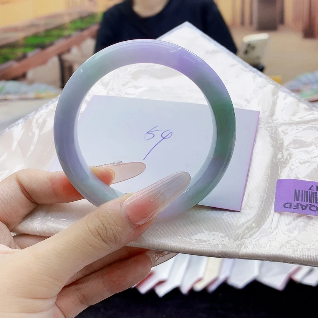 翡翠手镯未镶嵌799099900009990000000