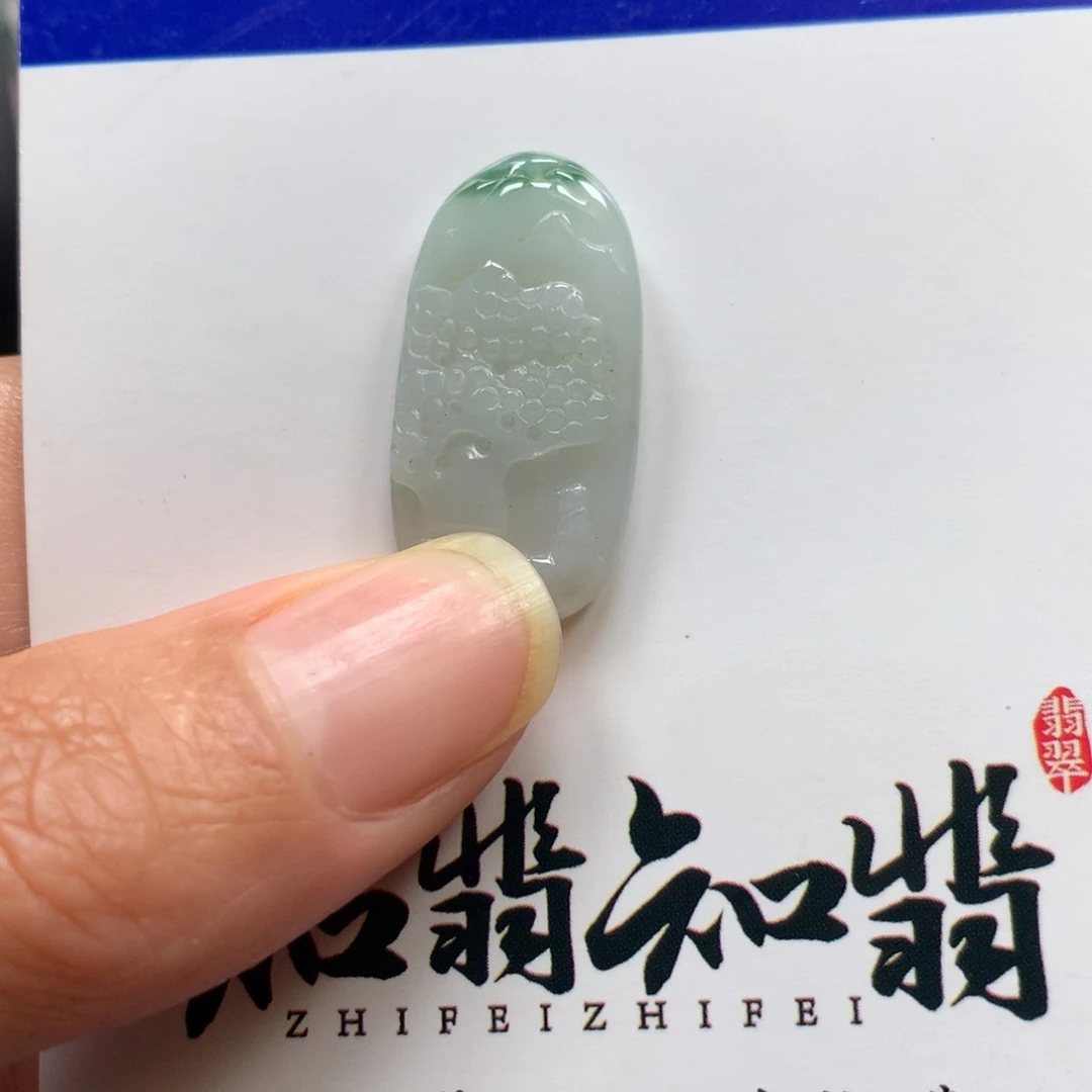 翡翠颈饰未镶嵌mini山水牌