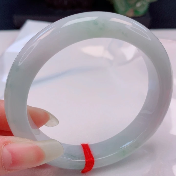 翡翠未镶嵌手镯55圈