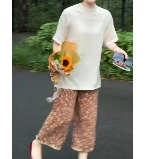 时尚潮流百搭精品女装dgd1124