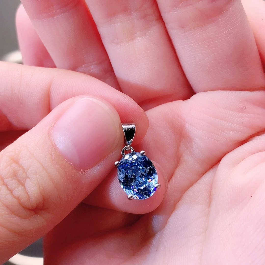 银S925镶嵌海蓝宝石吊坠(赠链)