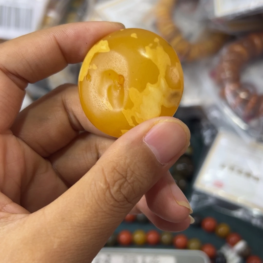 未镶嵌琥珀珠宝奇石354