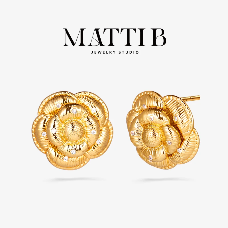 铜合金合成锆石耳饰 轻奢高端高级法式小众山茶花百搭耳钉女1876