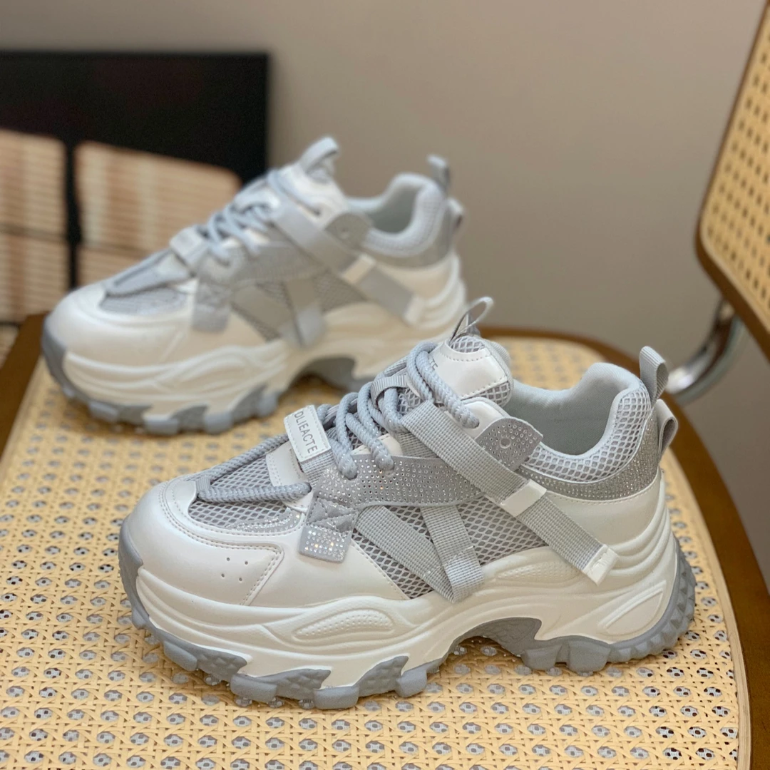 真皮水钻老爹鞋女2025春季新款百搭网面透气增高厚底显脚小休闲鞋