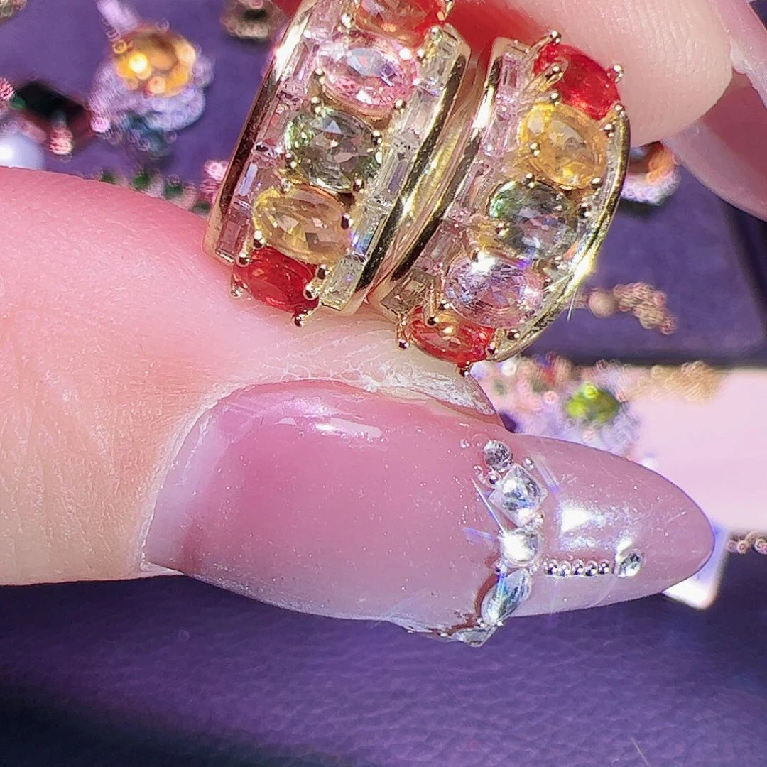 彩色蓝宝石耳钉银S925镶嵌