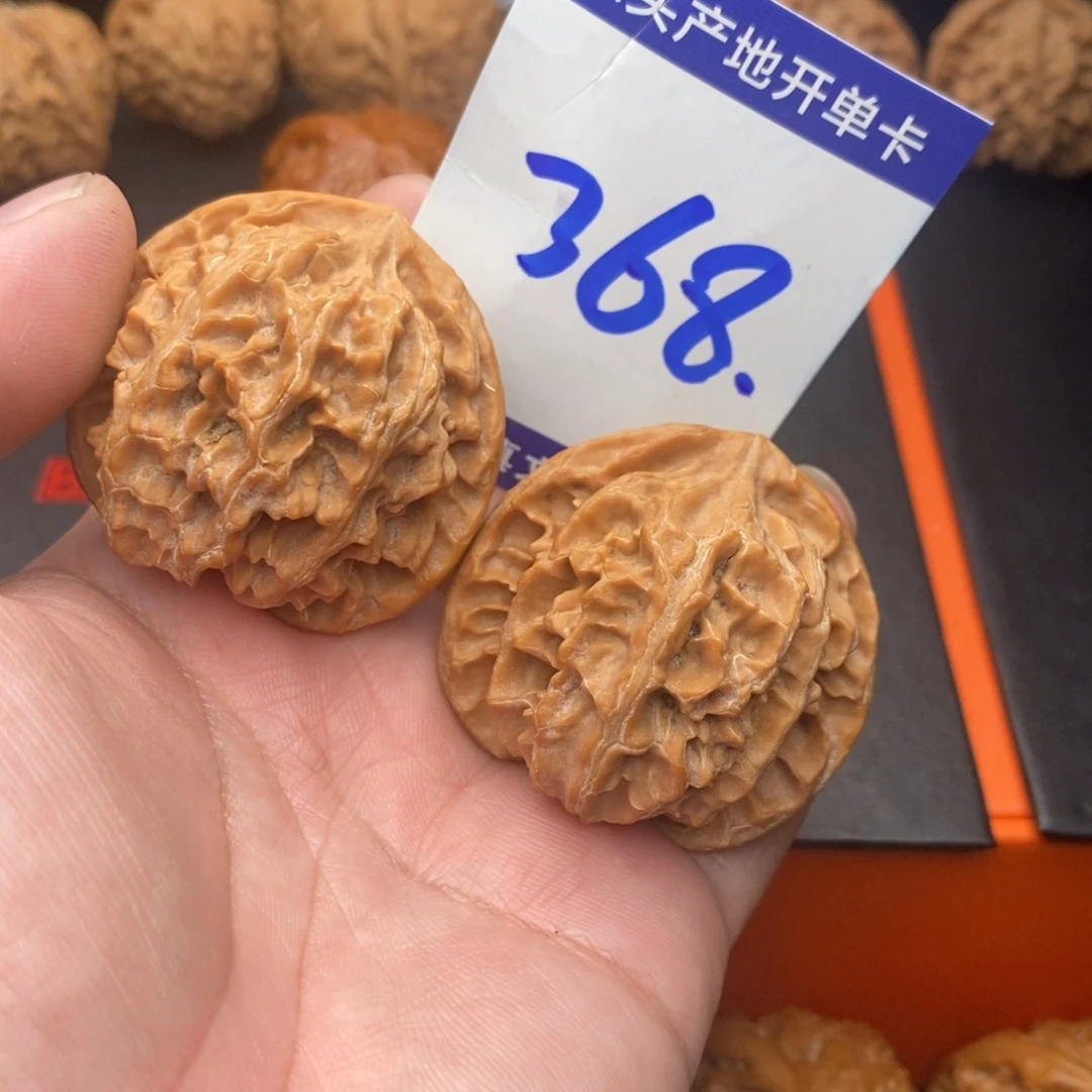 把件文玩核桃苹果园狮子头43
