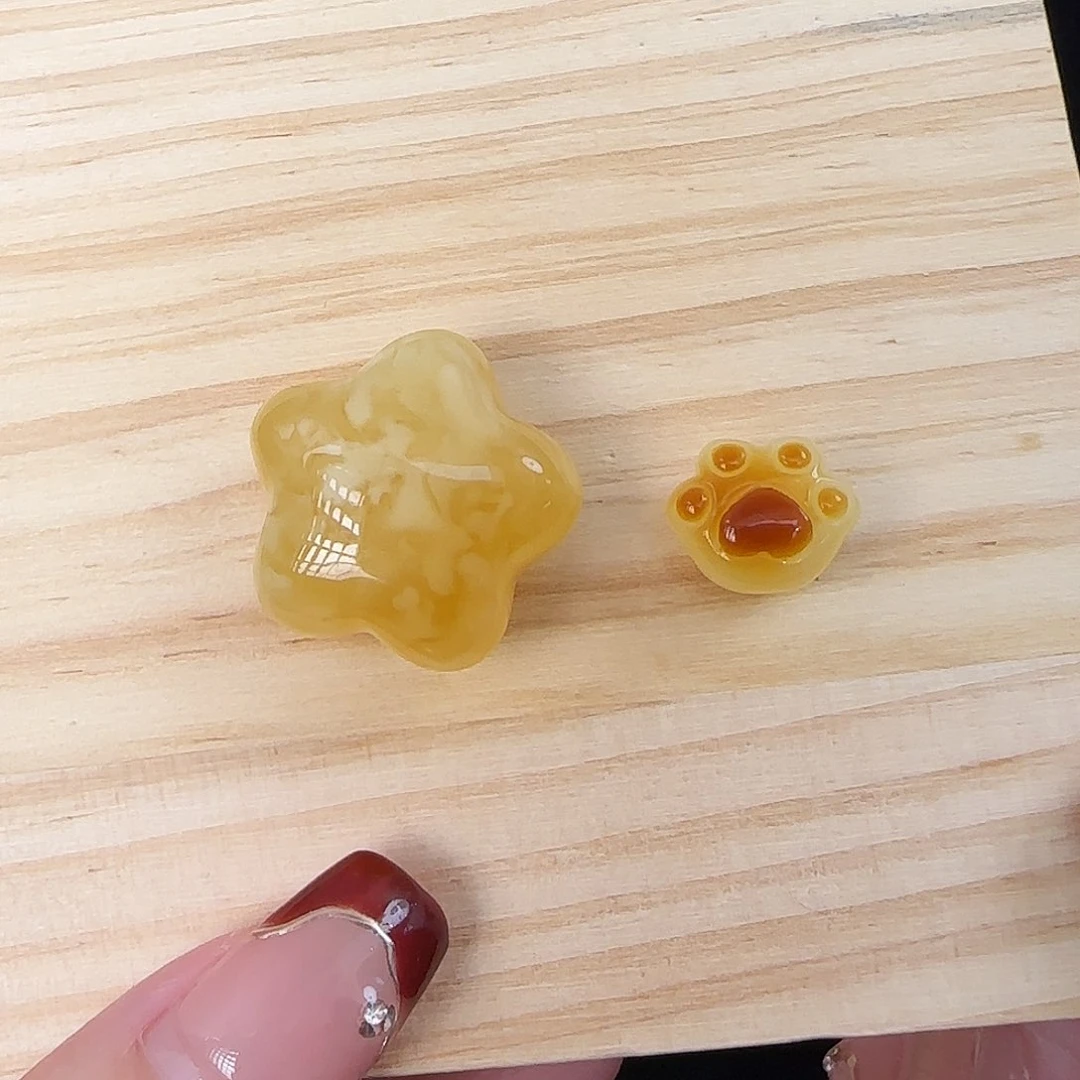 琥珀珠宝奇石未镶嵌晨**