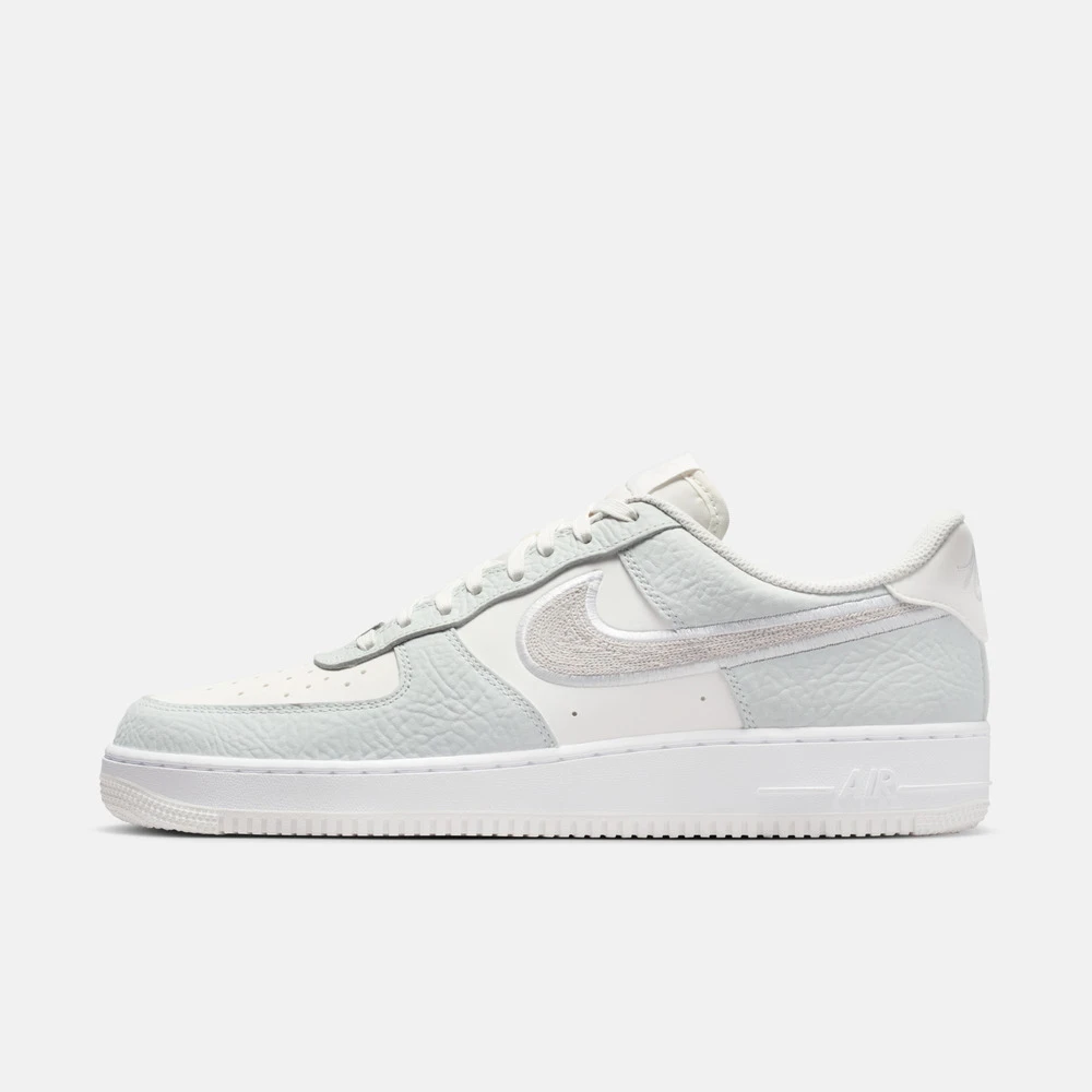 NIKE耐克男子AIR FORCE 1 '07 LV8休闲鞋IB6842-100