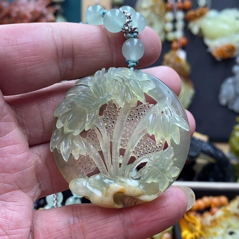 【闪购商品】蛇纹石玉吊坠未镶嵌