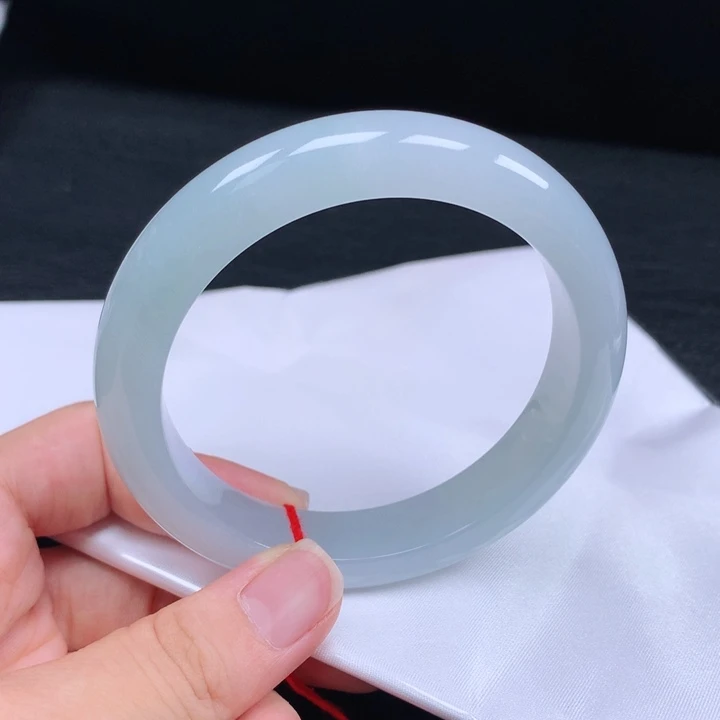 未镶嵌手镯翡翠