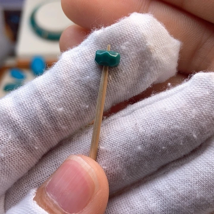 绿松石未镶嵌配饰j