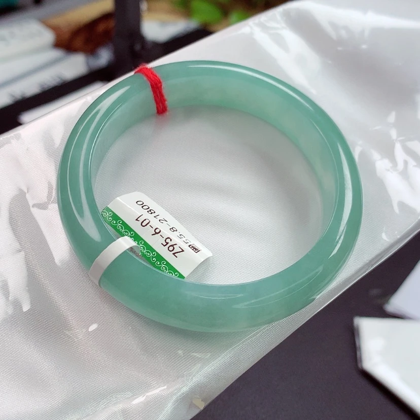 【闪购商品】翡翠手镯未镶嵌55.8圈