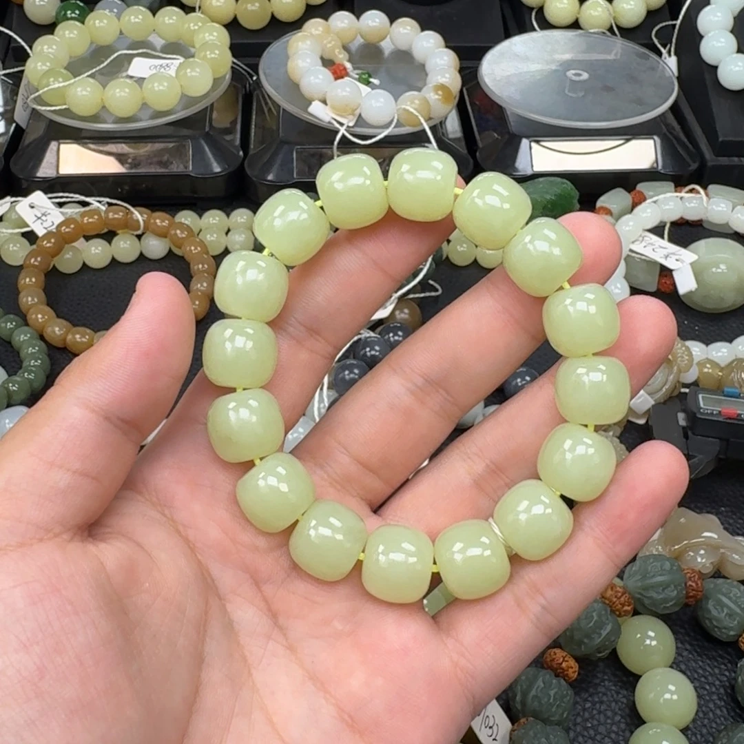 和田玉未镶嵌手链