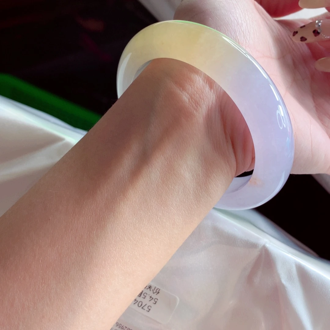 翡翠未镶嵌手镯54.5 特色半山水 见光不死 灵