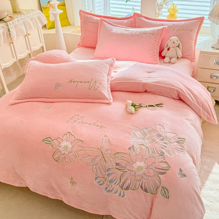 【绣花款牛奶绒四件套/以直播展示为准】颜色随机发/2*2.3米+-5CM