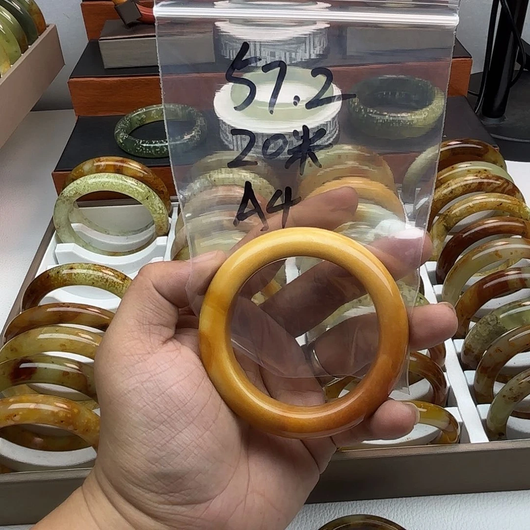 蛇纹石玉合金手镯梅***亭