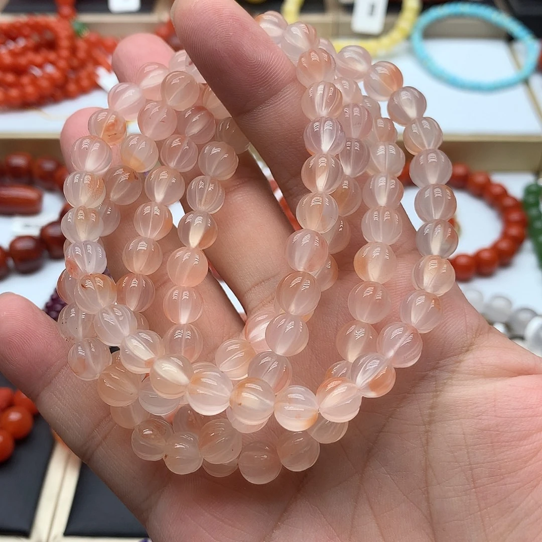 洋***涵南红玛瑙未镶嵌手链