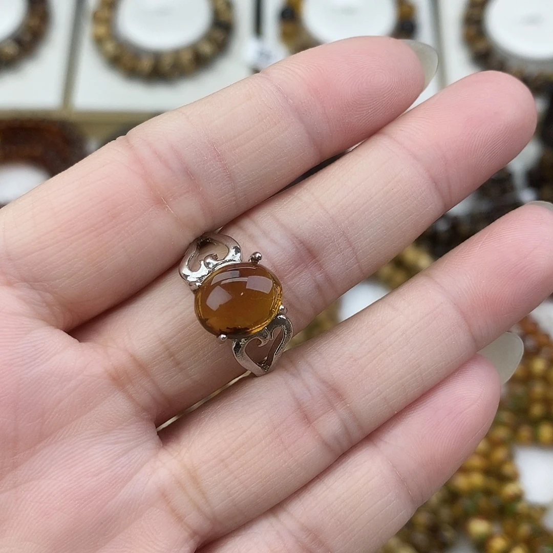 琥珀未镶嵌裸石戒指