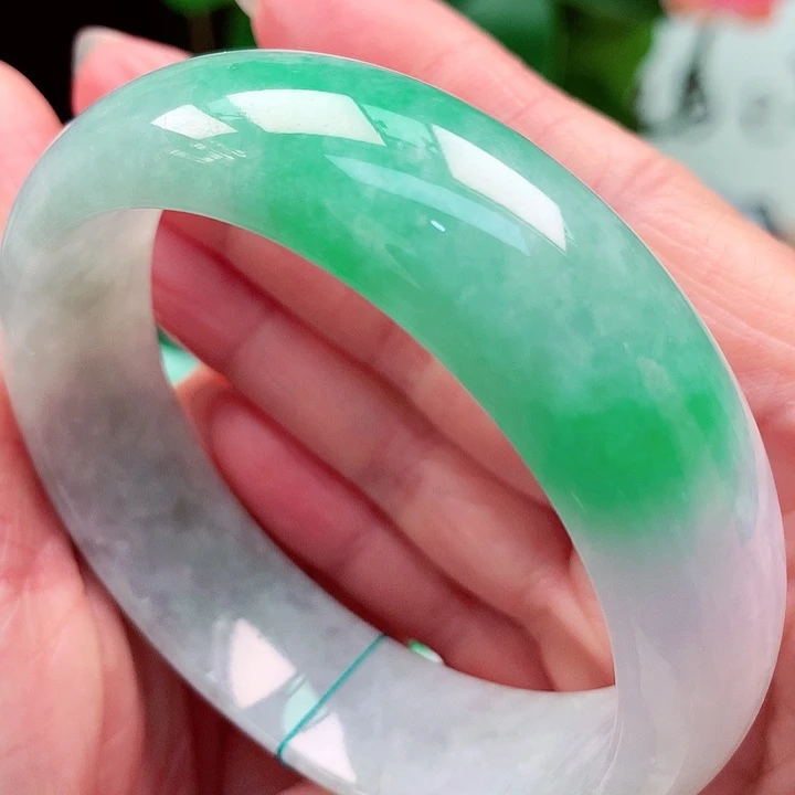 翡翠未镶嵌手镯天然翡翠手镯