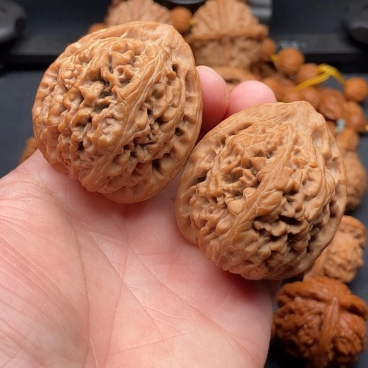 把件文玩核桃核尊