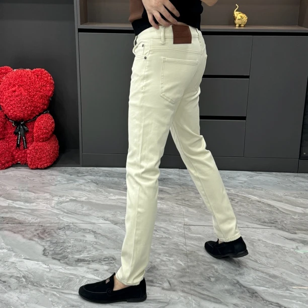 6125-春季净版修身小直脚牛仔裤