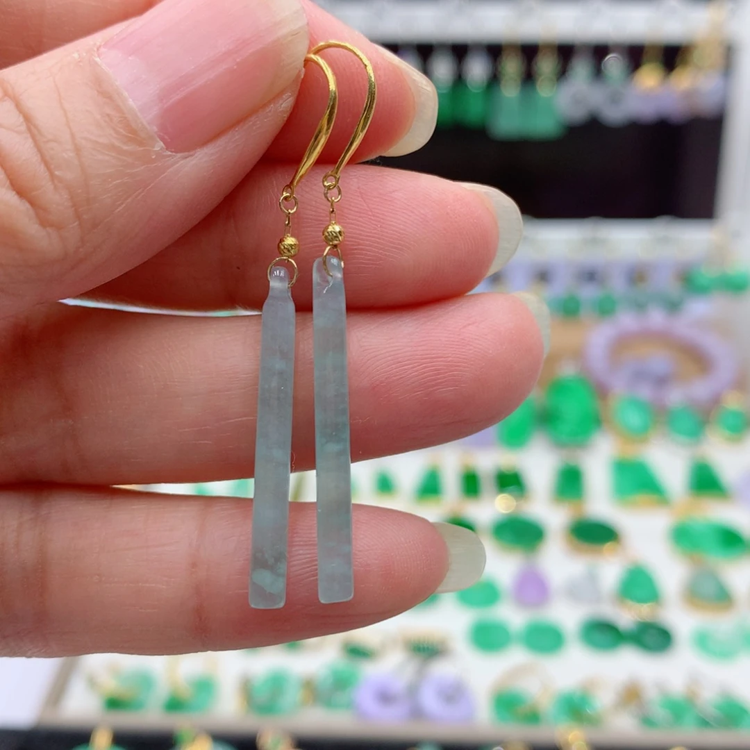 阿***杜翡翠18K金镶嵌耳饰