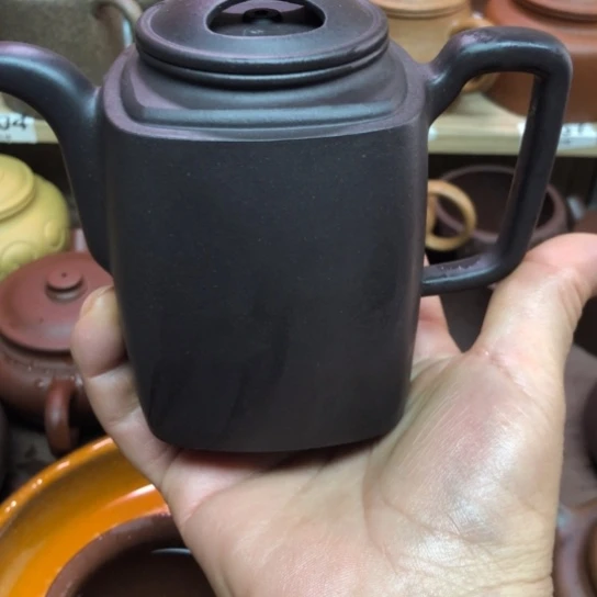 茶壶紫砂天青泥混方牛盖330豪升左右