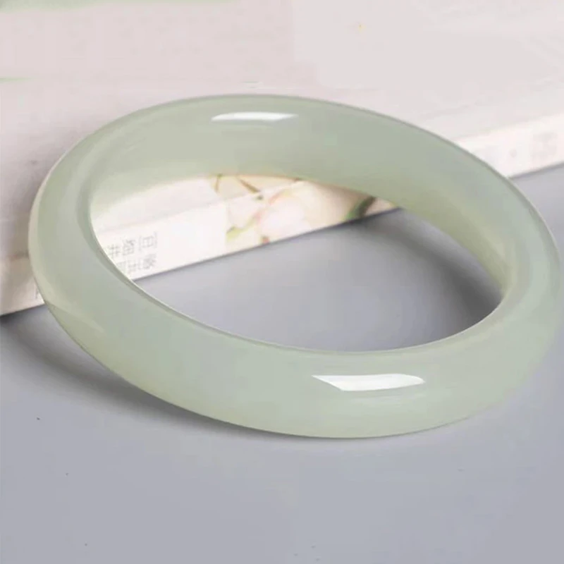 和田玉浅晴水色扁条手镯女款富贵轻奢显白款玉石玉镯百搭款手饰