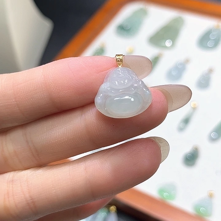 颈饰18K金镶嵌翡翠