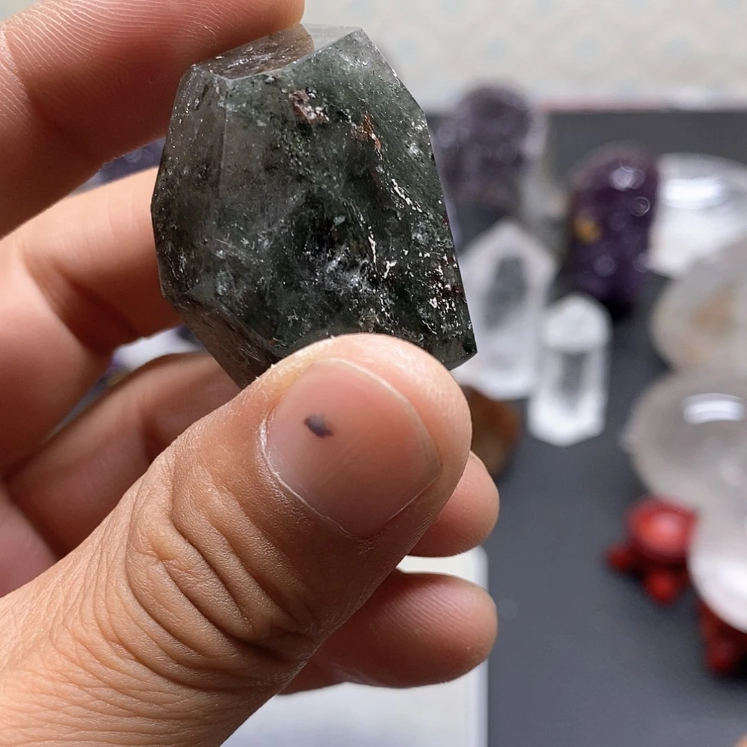 未镶嵌颈饰水晶水晶石190