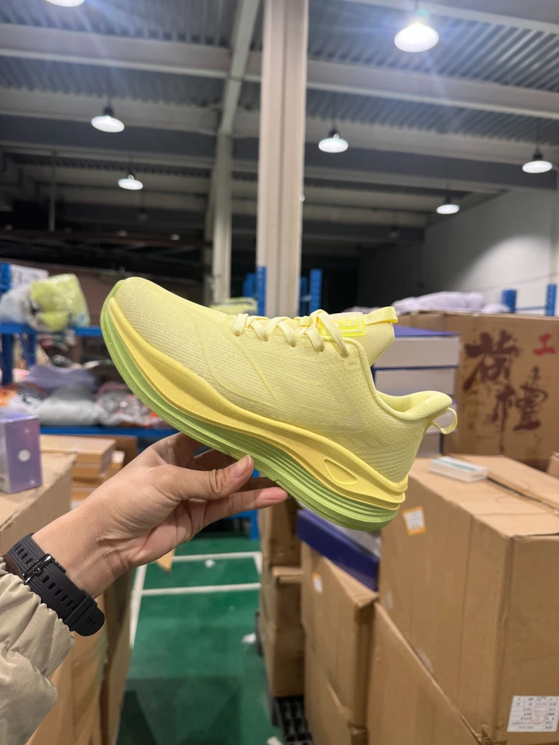 807款男女款跑步休闲运动鞋zz