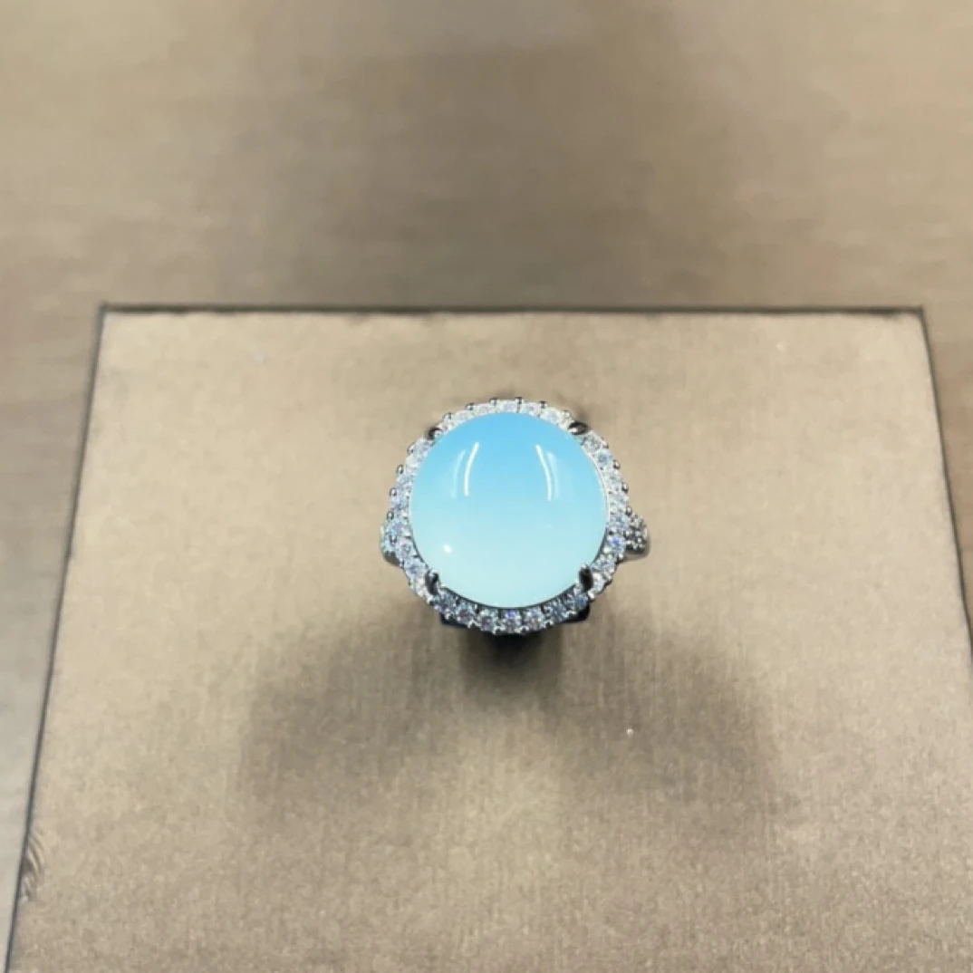 593  冰蓝蛋面戒指