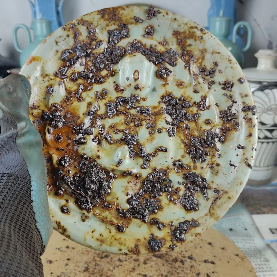 瓷片生锈坐佛天青盘