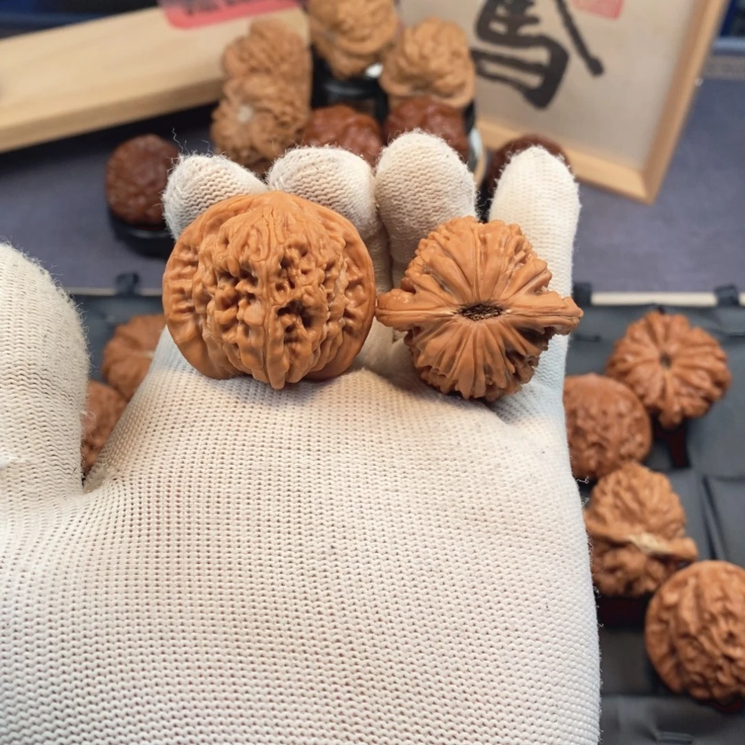 文玩核桃把件福利款38尺挂月峰四座楼