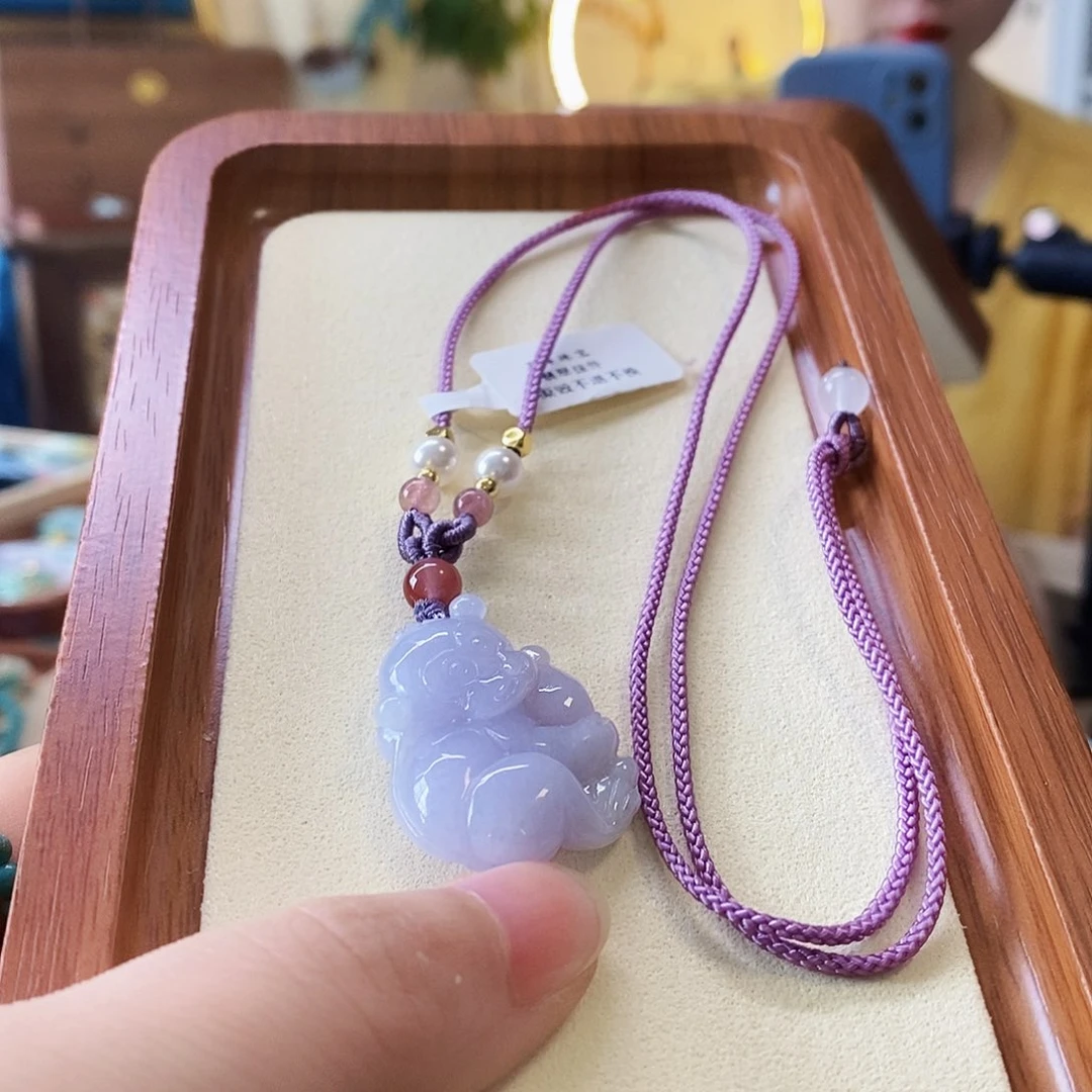 翡翠挂件未镶嵌翡翠挂件