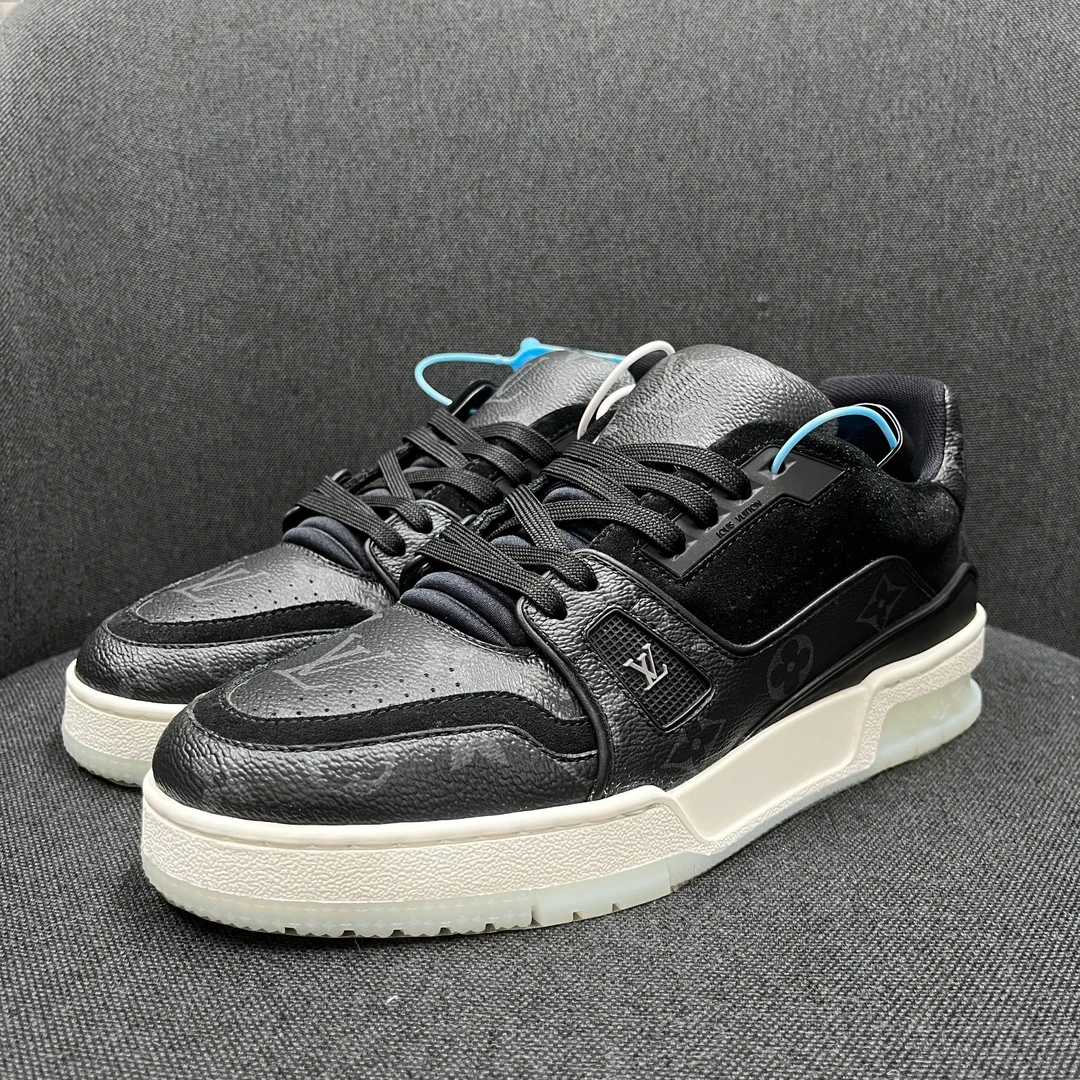 99新 LouisVuitton/路易威登 经典老花压印trainer奢鞋