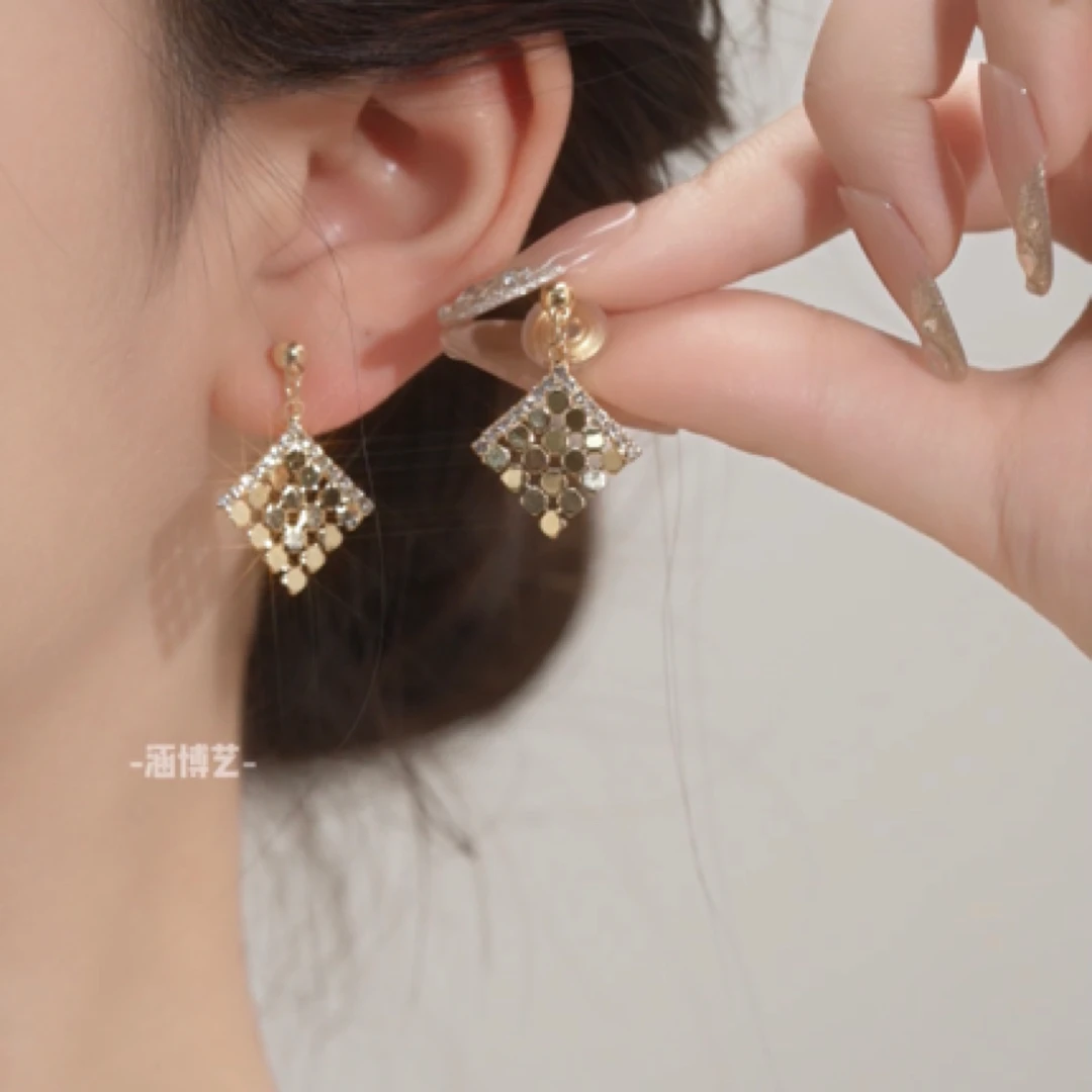 铜合金耳饰 菱形灵动百搭无耳洞蚊香盘耳夹