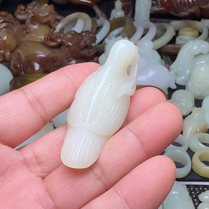 宝***儿未镶嵌和田玉挂件