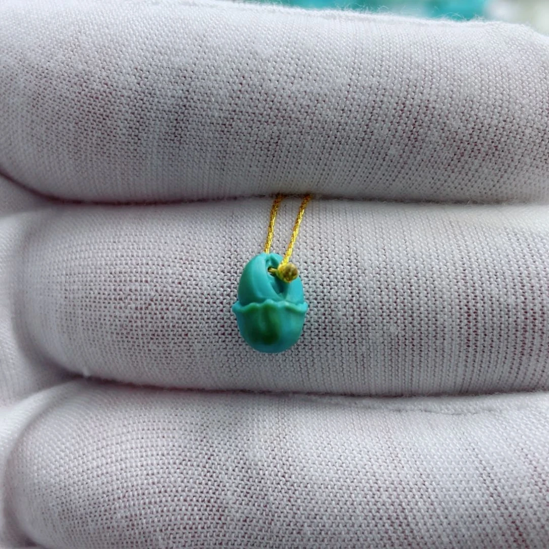 未镶嵌绿松石珠宝奇石