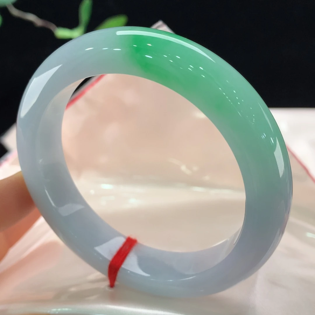 翡翠未镶嵌手镯0161