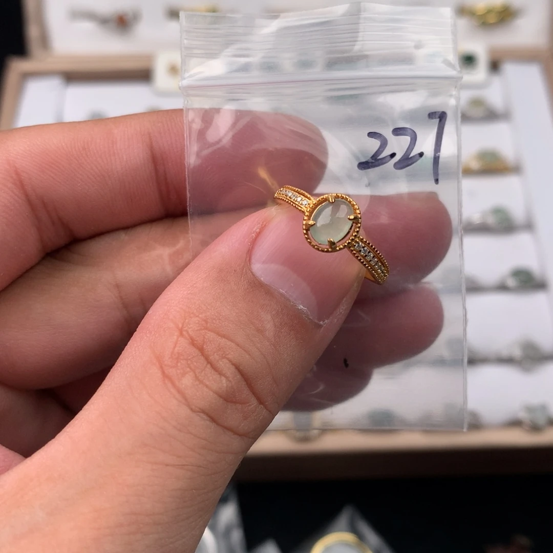 翡翠未镶嵌戒指227