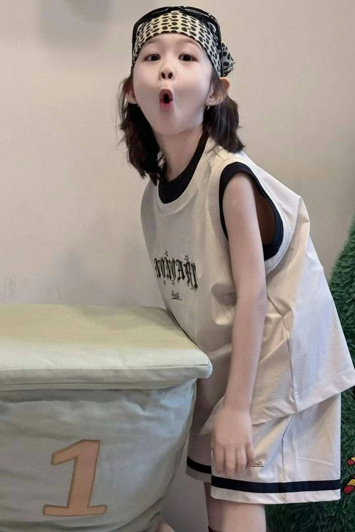 KIKIAND中大童宽松字母学生洋气时尚冰蝉丝篮球运动套装Y99061