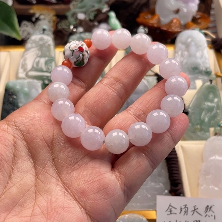 翡翠未镶嵌颈饰玉