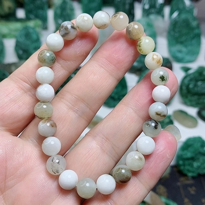 未镶嵌独山玉颈饰