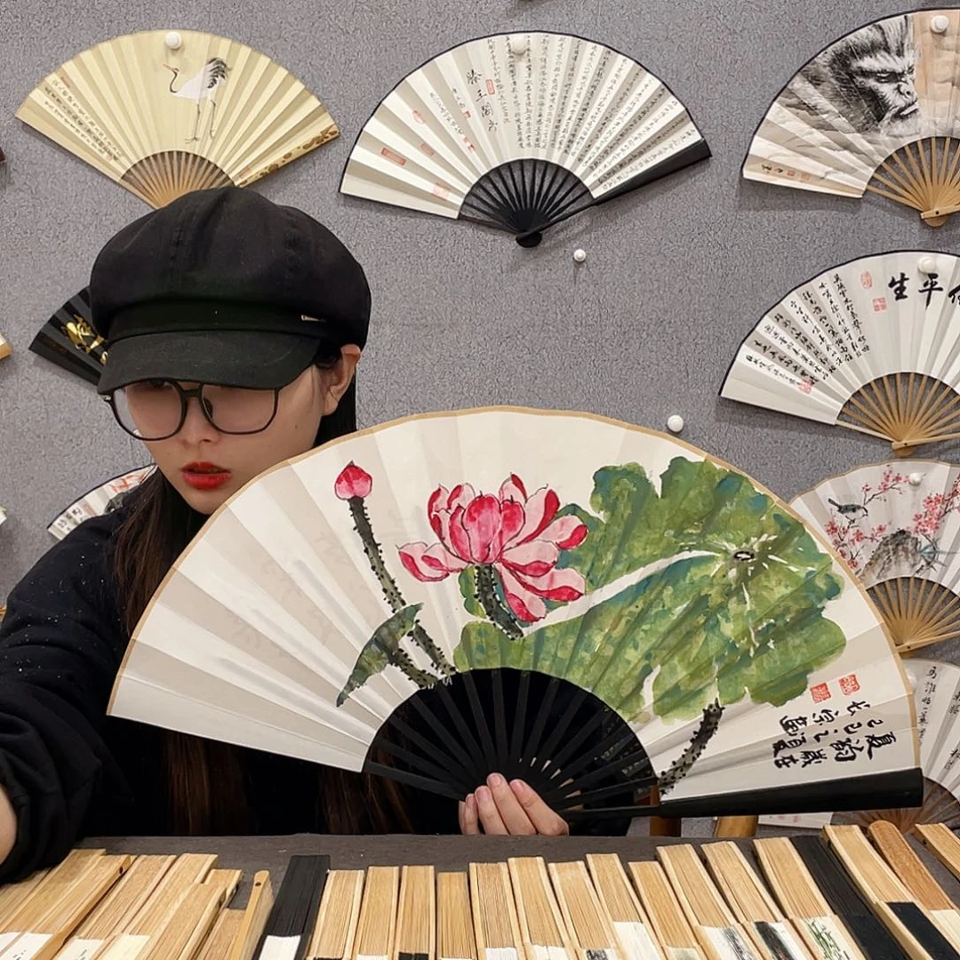 国画10寸-仿乌木福利折扇（默认粘好）